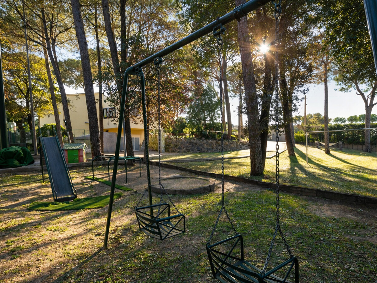 Villa 4 chambres avec piscine et salle de jeux à Sils - Photo 23