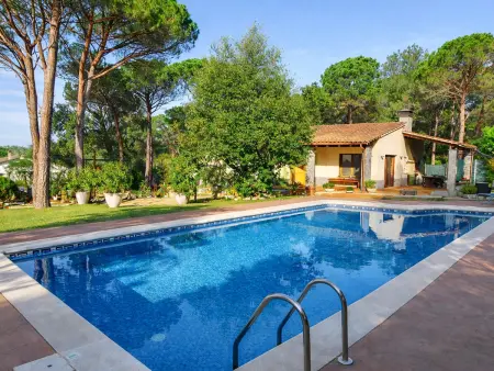 Location villa à Sils, Villa avec piscine - Costa Brava