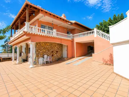 Villa avec piscine et animaux admis - 10 pers., Villa 10 personnes à Calafell - Photo 13