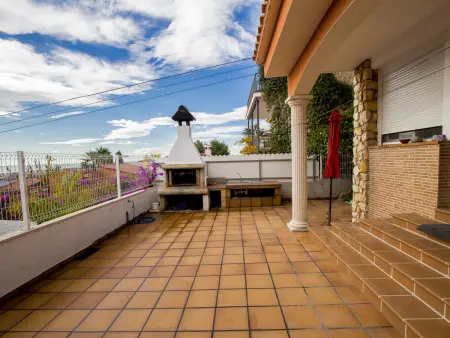 Villa avec piscine et animaux admis - 10 pers., Villa 10 personnes à Calafell - Photo 15