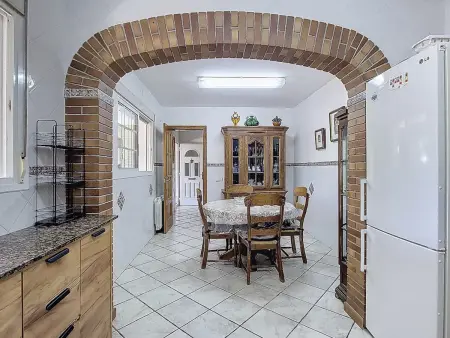 Superbe villa piscine et clim - 8 pers., Villa 8 personnes à Cunit - Photo 15