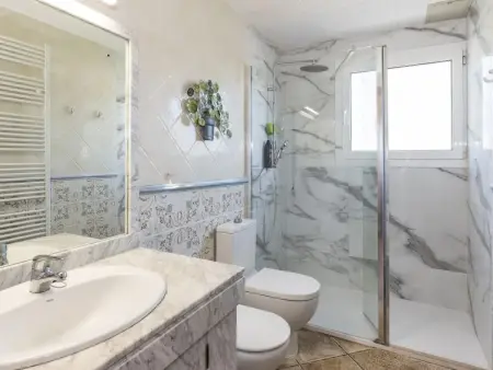 Superbe villa piscine et clim - 8 pers., Villa 8 personnes à Cunit - Photo 25