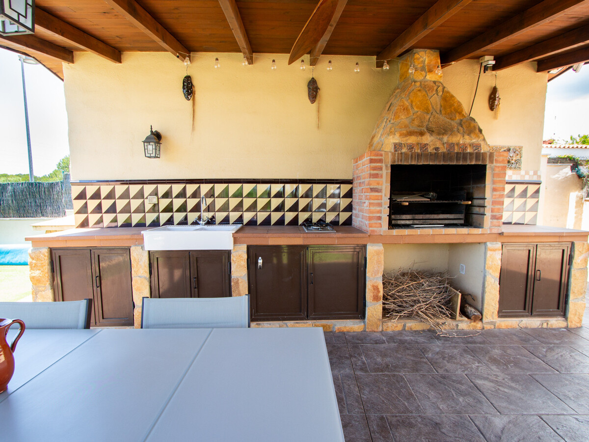 Villa Creix, piscine & vue forêt-mer à Creixell - Photo 7