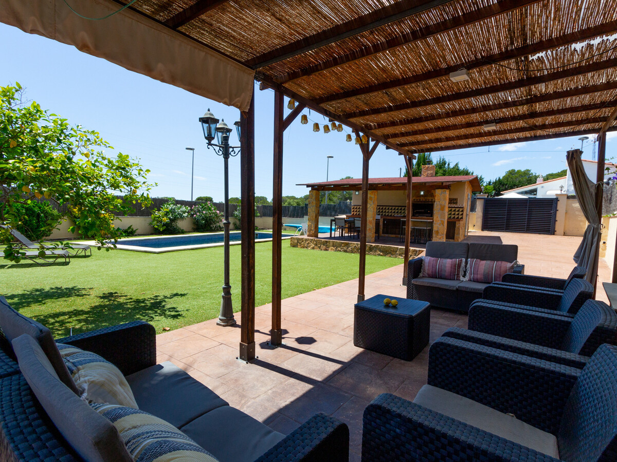 Villa Creix, piscine & vue forêt-mer à Creixell - Photo 8
