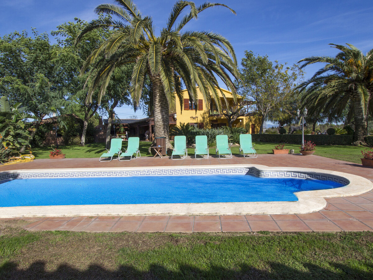 Villa 5 chambres avec piscine privée, 18 km de Salou - Photo 1