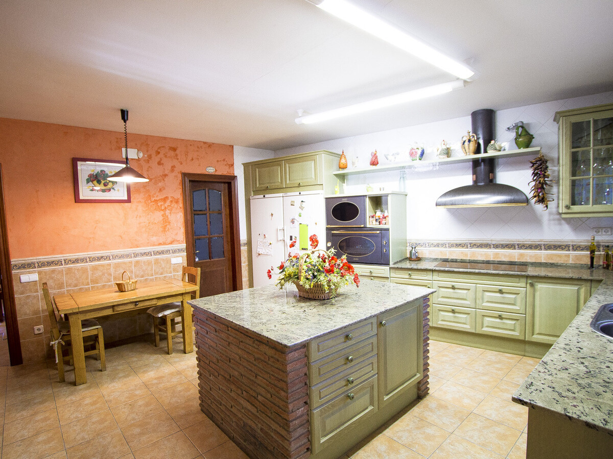 Villa 5 chambres avec piscine privée, 18 km de Salou - Photo 11
