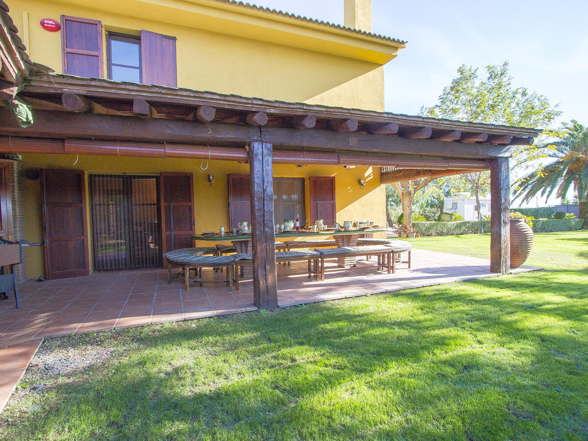 Villa 5 chambres avec piscine privée, 18 km de Salou - Photo 33