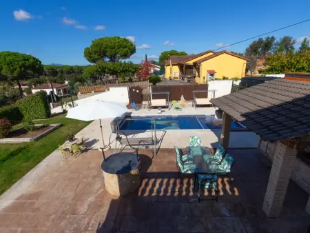 Villa 8 pers. à Sils : piscine eau salée et terrain 1500 m² : photo 22
