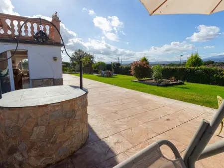 Villa 8 pers. à Sils : piscine eau salée et terrain 1500 m² : photo 24