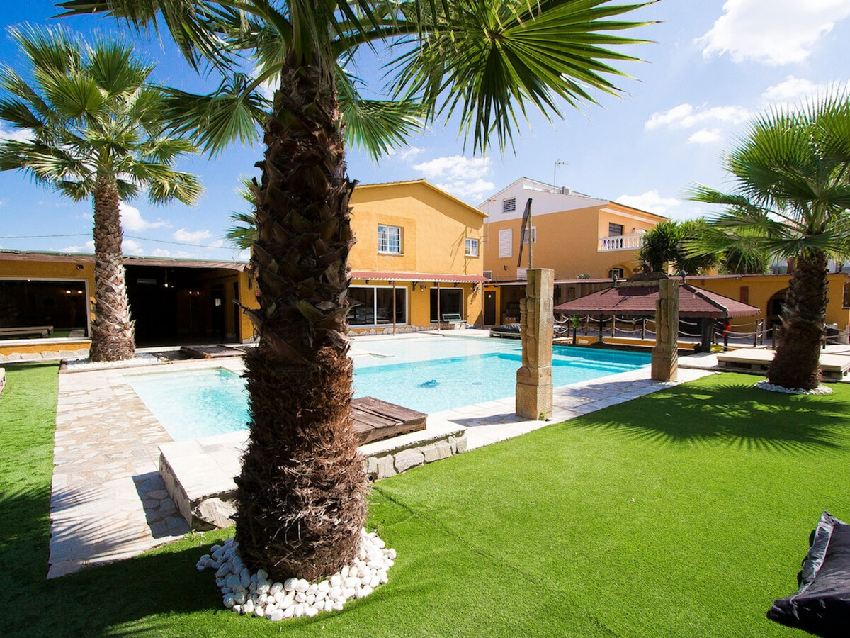 Villa 7 chambres, piscine 6×12m et jacuzzi à Rubí - Photo 35
