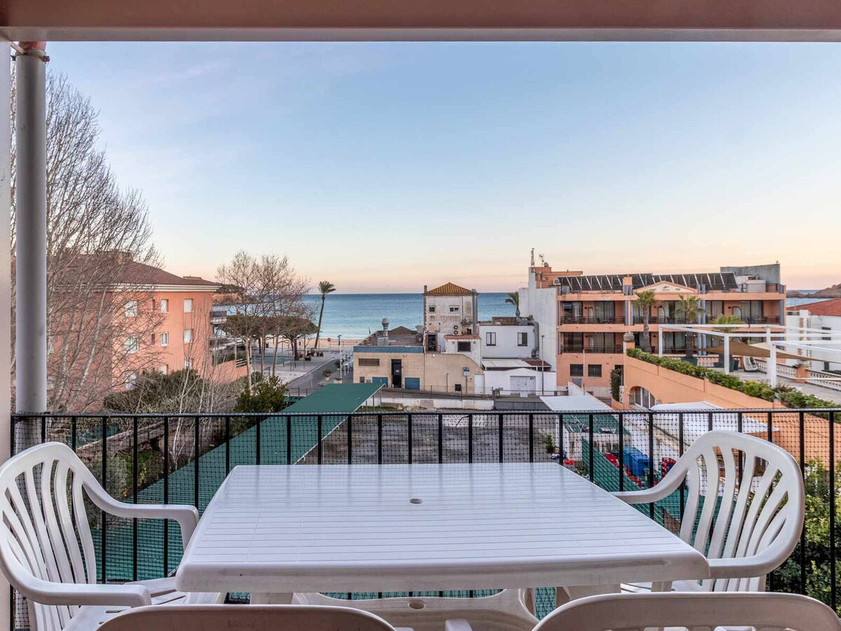 Appartement 2 chambres à 2 min de la plage Sant Pol - Photo 6