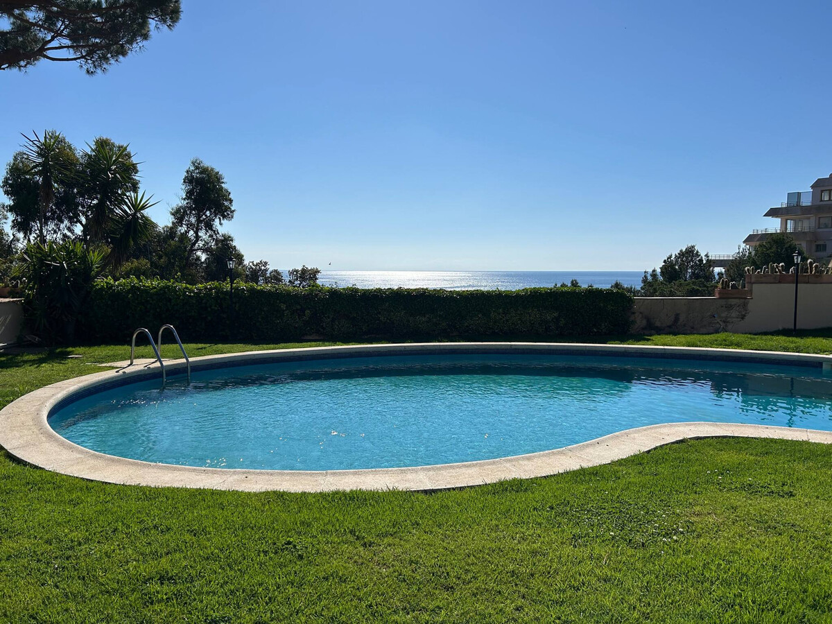 Appartement 2 chambres, jardin privé et vue mer à Sant Feliu - Photo 3