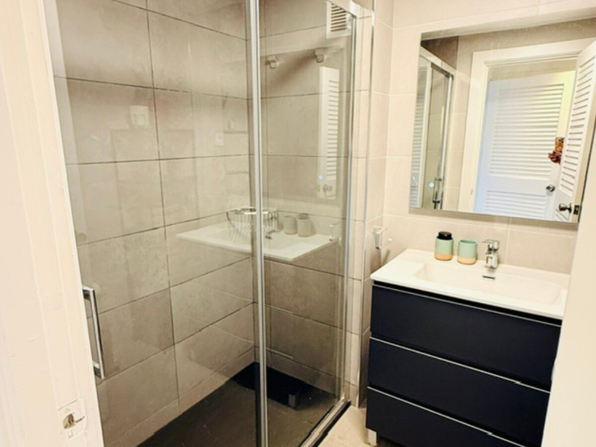 Appartement 2 chambres, jardin privé et vue mer à Sant Feliu - Photo 24