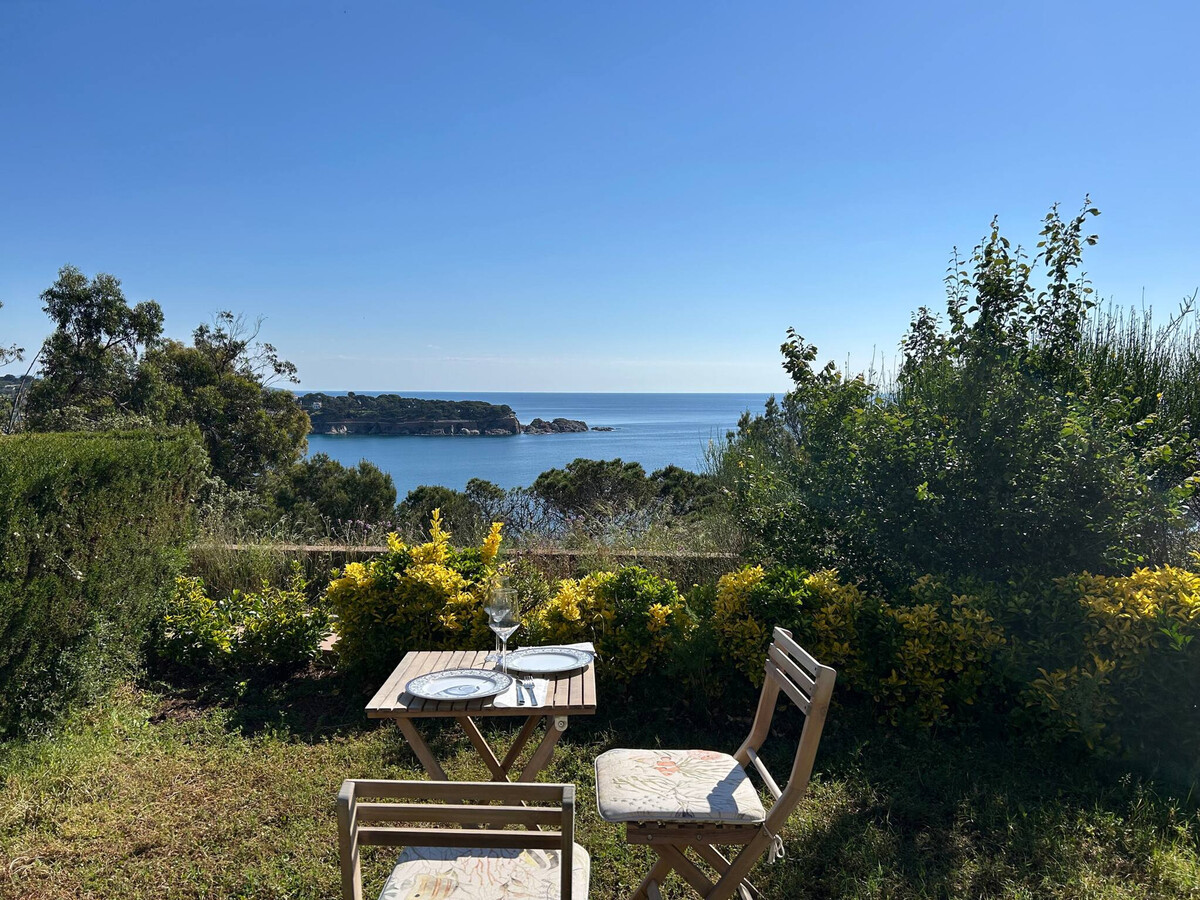 Appartement 2 chambres, jardin privé et vue mer à Sant Feliu - Photo 30