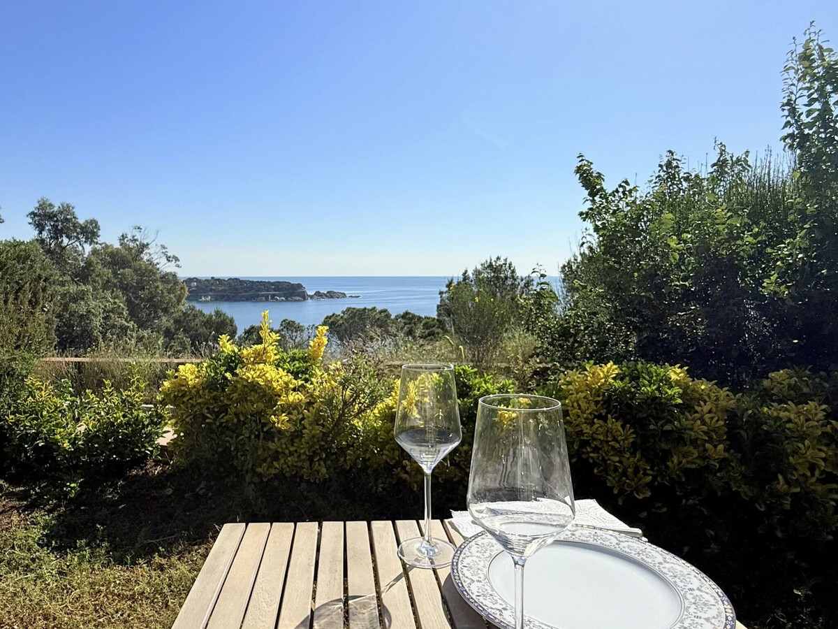 Appartement 2 chambres, jardin privé et vue mer à Sant Feliu - Photo 33
