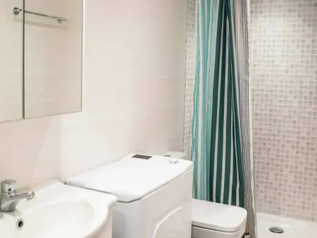 Appartement vue mer 11e étage - Sant Feliu de Guíxols : photo 17
