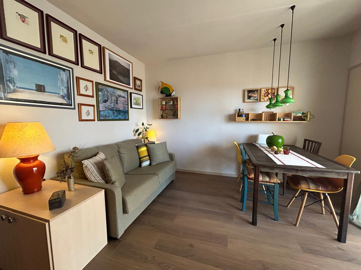Appartement rénové S'Agaró, vue mer et terrasse - Photo 7