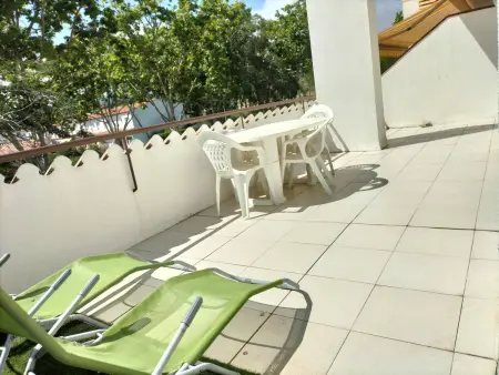 Appartement 2 chambres avec terrasse et piscine : photo 6