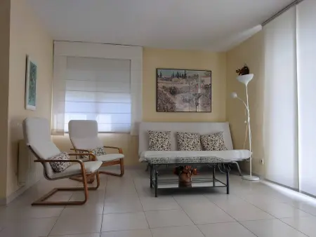 Appartement 2 chambres avec terrasse et piscine : photo 11