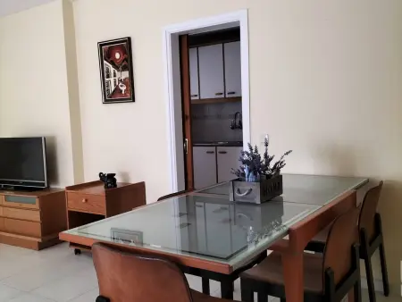 Appartement 2 chambres avec terrasse et piscine : photo 15