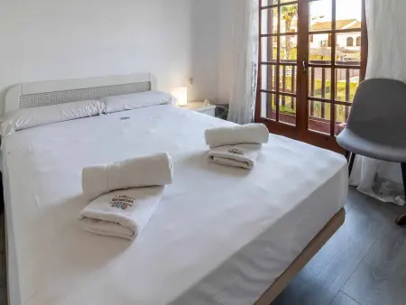 Maison mitoyenne 150 m de la plage, piscine - Sant Feliu : photo 13