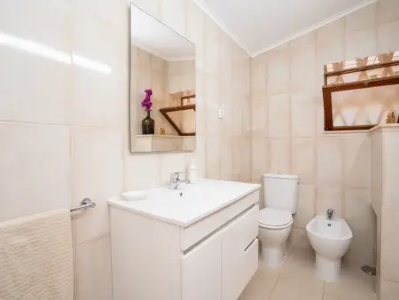 Casa Buganvilea - Gîte 1 chambre avec piscine à Tavira : photo 26