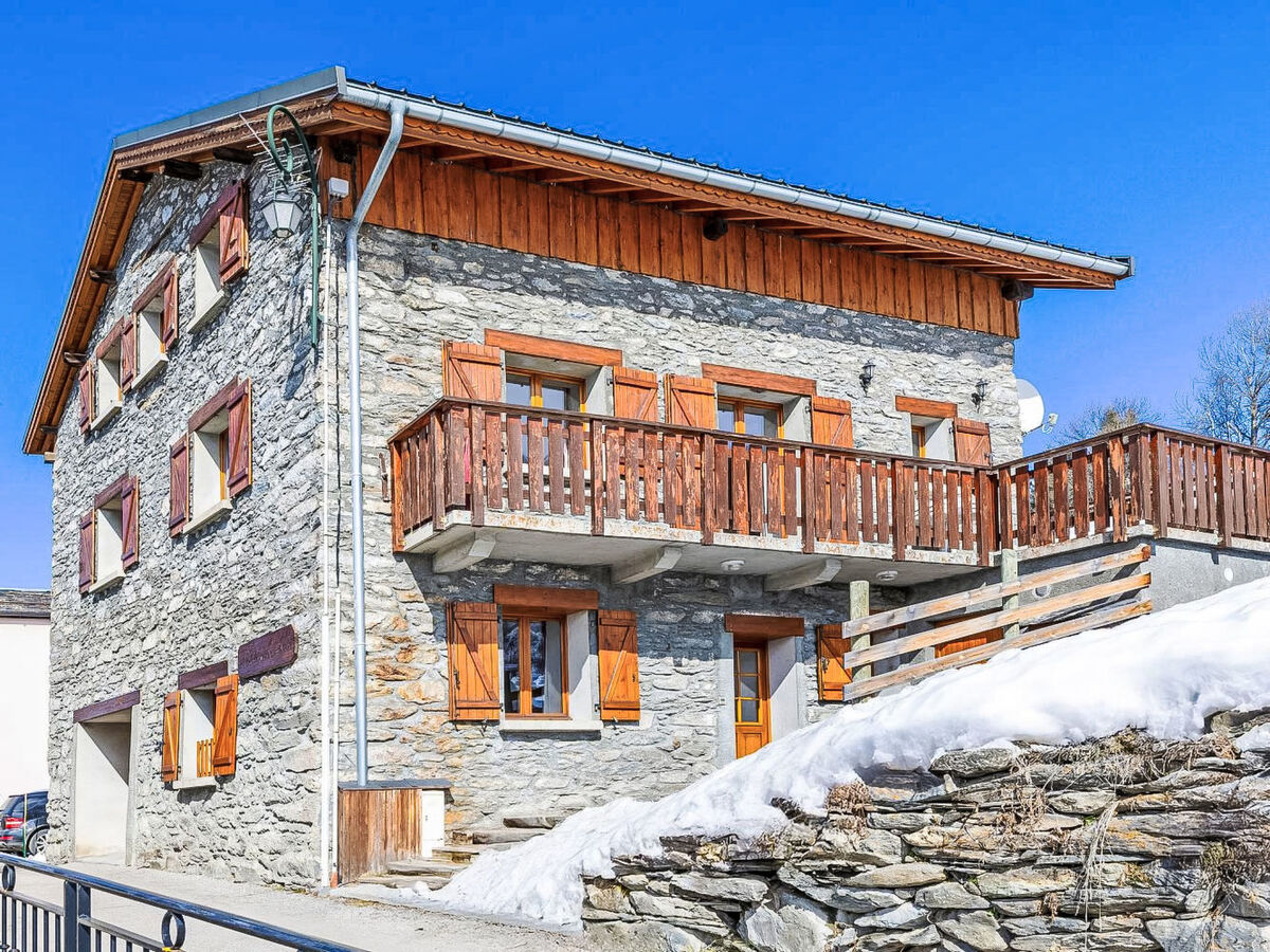 Chalet 15 pers., 7 chambres aux Menuires avec vue Belleville - Photo 1