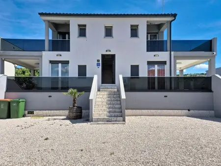 Villa Exotic à Maslenica : maison 4 appartements, vue mer : photo 48