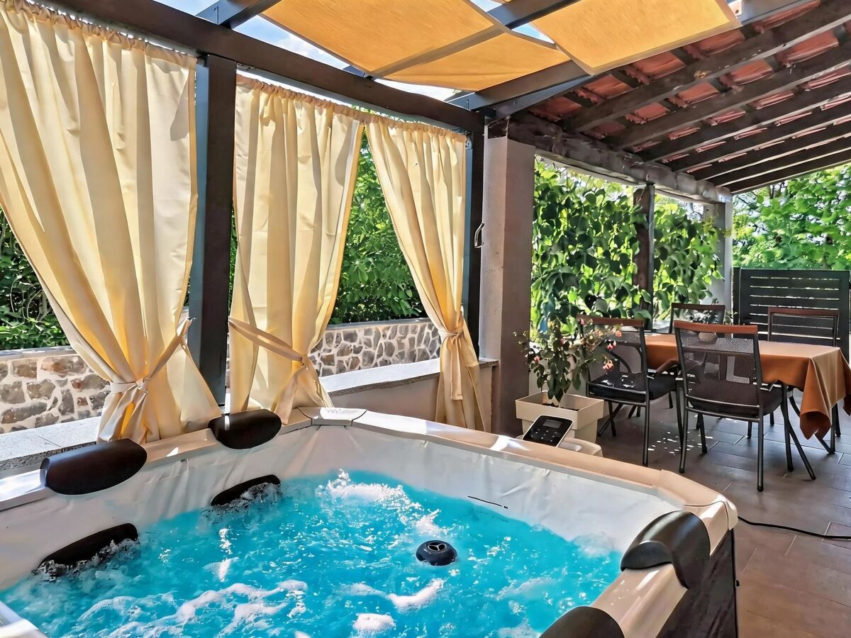 Nadalina, maison 72 m² avec jacuzzi à Šibenik - Photo 1