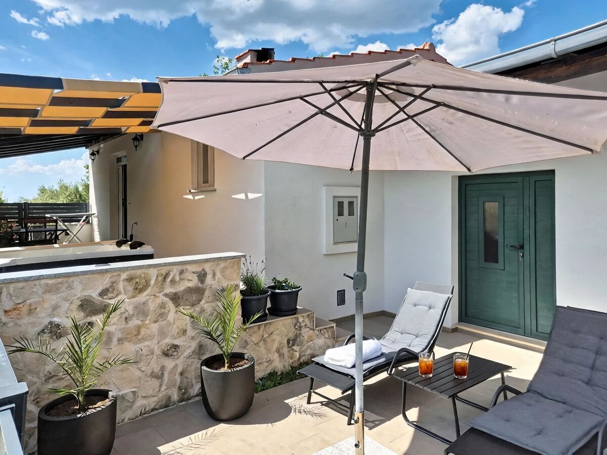 Nadalina, maison 72 m² avec jacuzzi à Šibenik - Photo 3