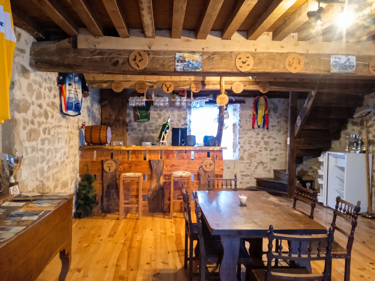 Maison 14 pers. à Cussy-en-Morvan, vue montagne et cabane - Photo 2