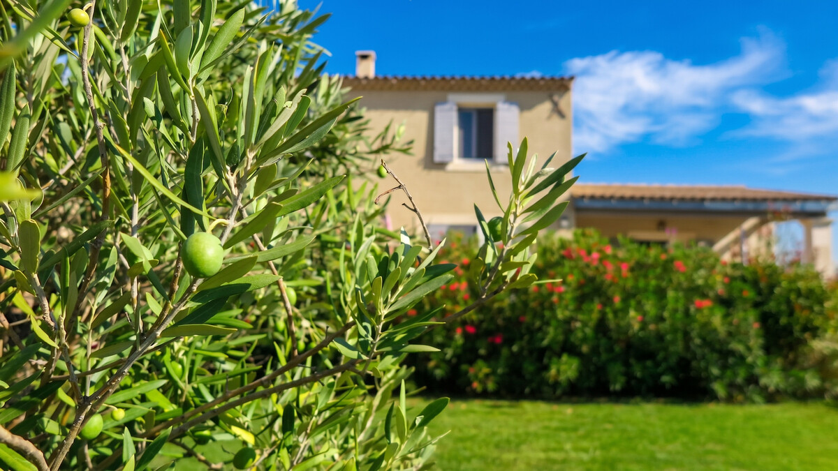 Studio 40 m² avec piscine et jardin à Cabrières-d'Avignon - Photo 1