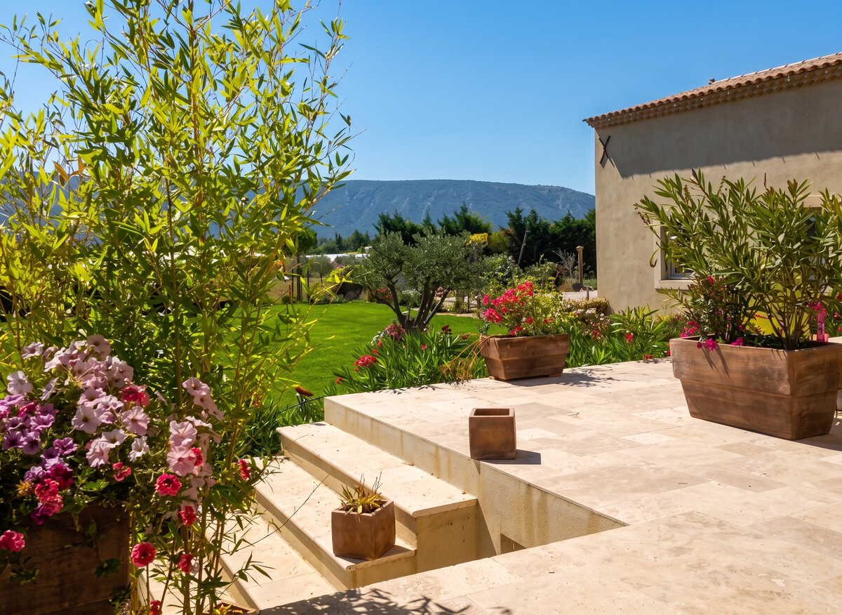 Studio 40 m² avec piscine et jardin à Cabrières-d'Avignon - Photo 2