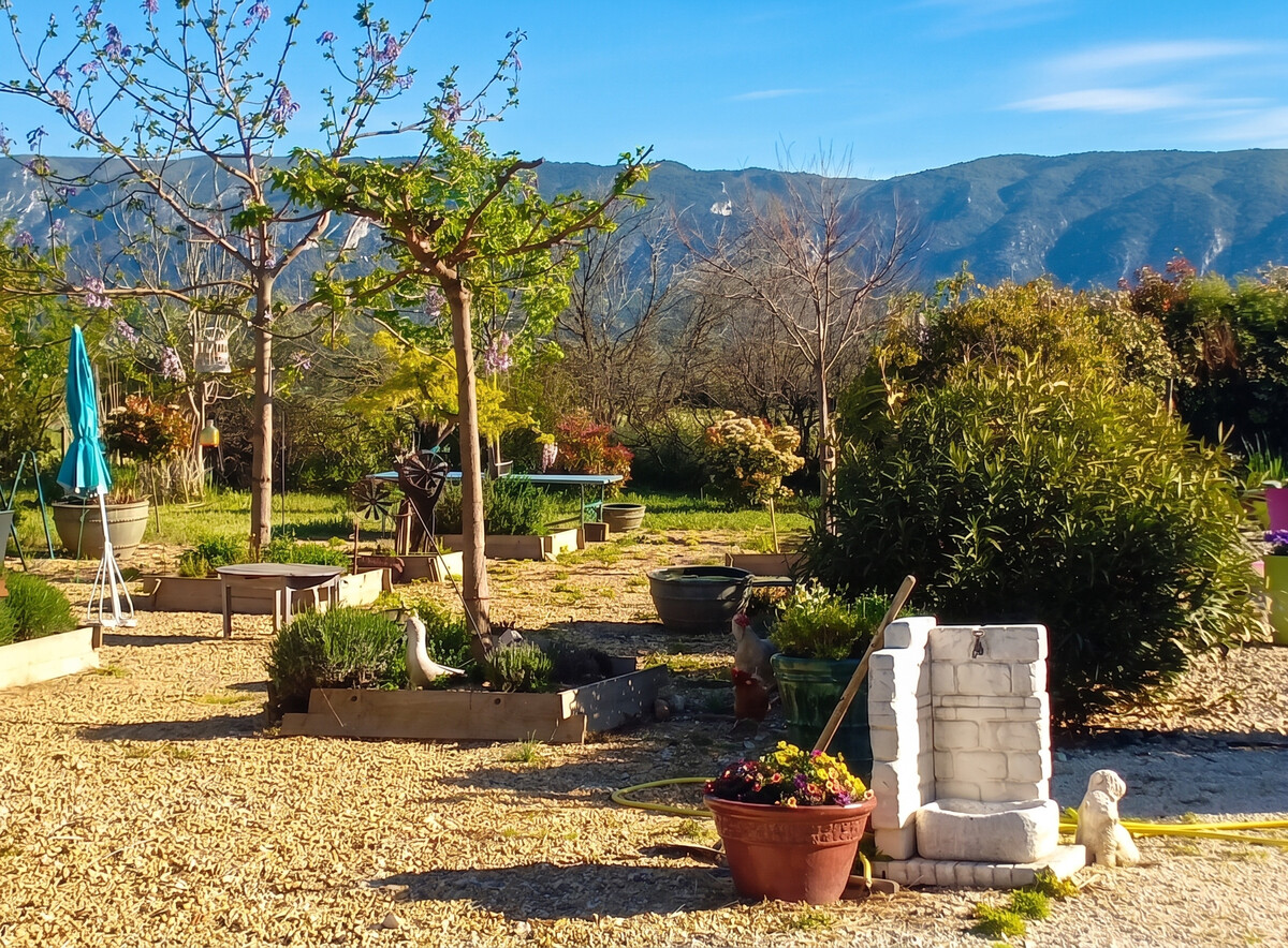 Studio 40 m² avec piscine et jardin à Cabrières-d'Avignon - Photo 24