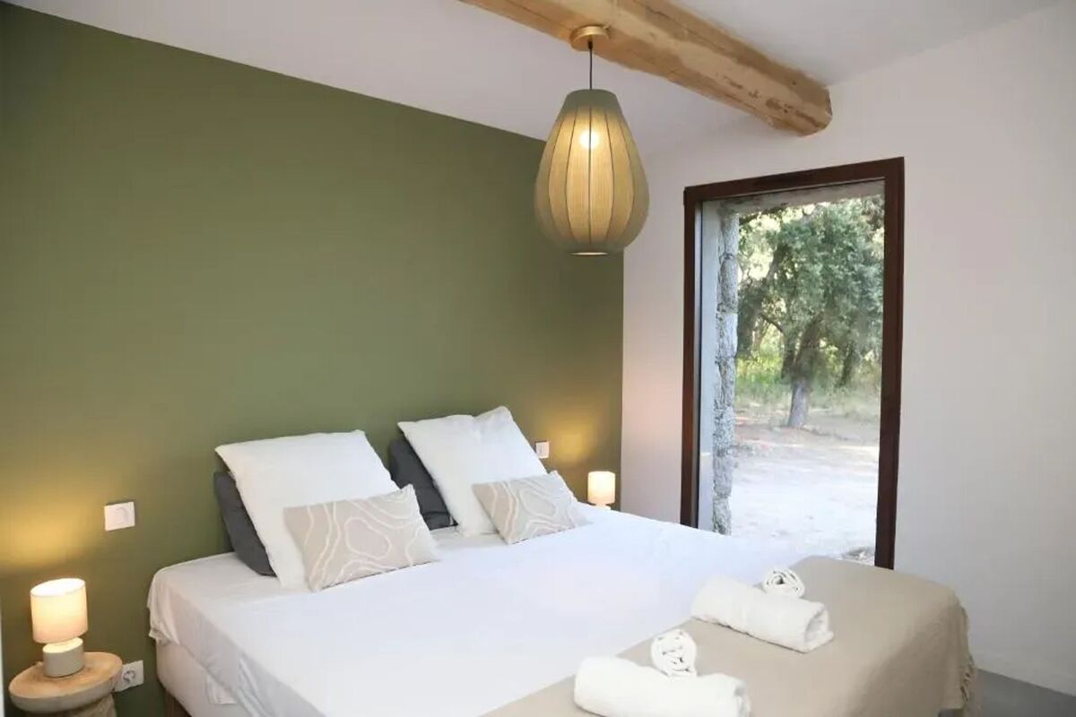 Spacieuse villa avec piscine privée à Porto-Vecchio - Photo 13