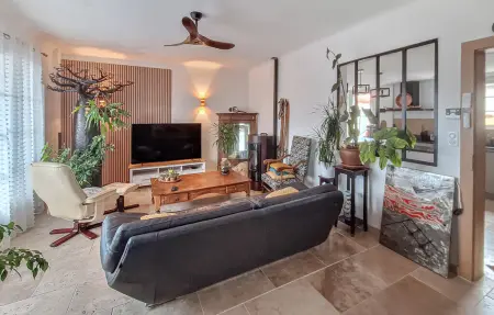 Maison rénovée 180 m² avec jardin à Dax : photo 3