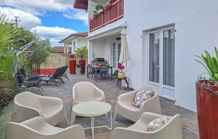 Maison rénovée 180 m² avec jardin à Dax : photo 11