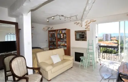 Appartement vue panoramique à Perpignan, 7e étage : photo 4