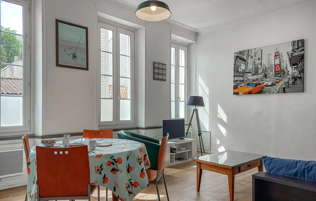 Appartement 4 pers. centre-ville La Rochelle, près du Vieux-Port - Photo 3