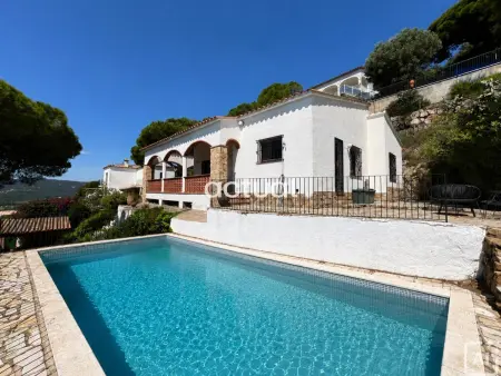 Location maison à Platja d'Aro i S'Agaró, Maison 3 chambres, piscine, vue mer, à Platja dAro