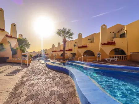 Location appartement à Fañabé, Appartement rénové avec terrasse et jacuzzi à Fañabe