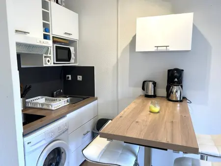 Studio climatisé Bormes-les-Mimosas, 200m plage : photo 9