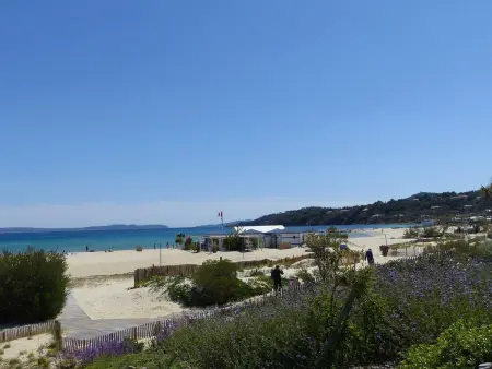 Studio climatisé Bormes-les-Mimosas, 200m plage : photo 12