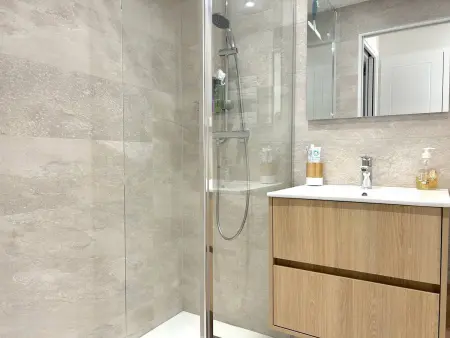 Appartement climatisé pieds dans l'eau au Lavandou : photo 9