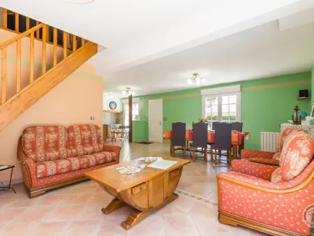 Gîte 6 pers. à 200m de la plage, jardin clos : photo 8