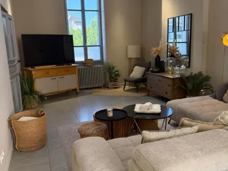 Gîte l'Échappée Belle Moulinoise, piscine chauffée : photo 8
