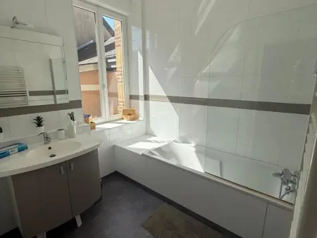 Gîte l'Échappée Belle Moulinoise, piscine chauffée : photo 15