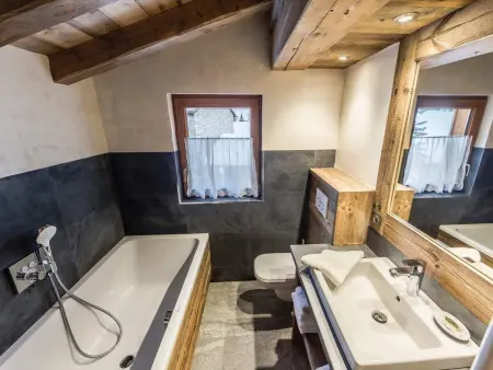 Appartement 8 pers. au cœur du Vieux Val-d'Isère, 50m des pistes : photo 7