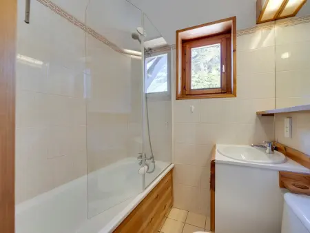 Duplex ski aux pieds, 3 chambres, 6 pers. à Val-d'Isère : photo 13
