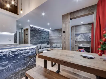 Duplex 6 pers. rénové, accès direct pistes à Val-d'Isère : photo 4